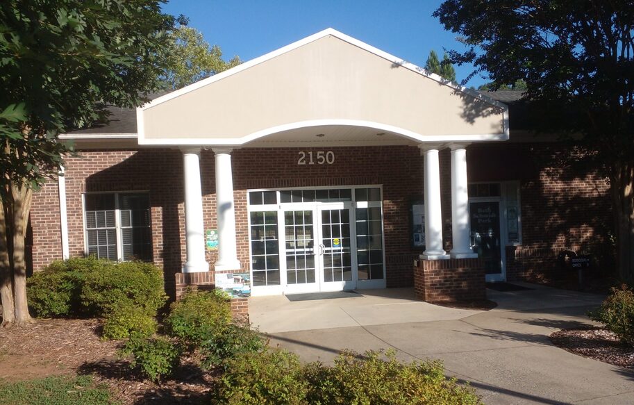 Elon Community Building