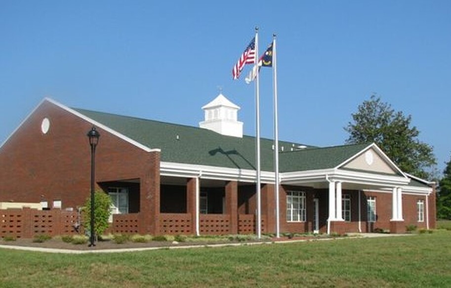 Wentworth Town Hall